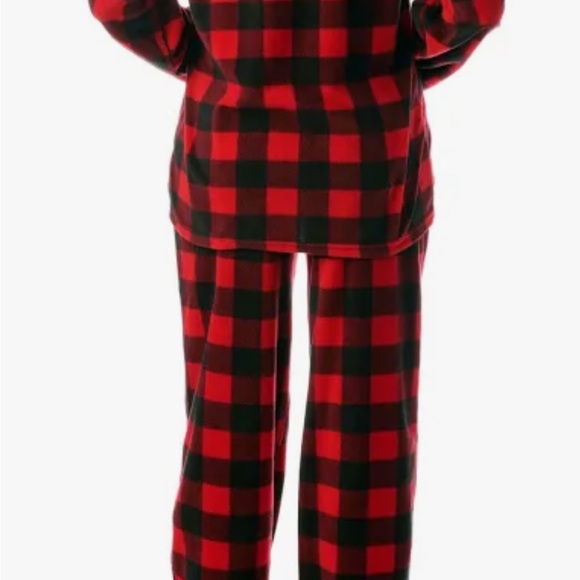 Follow me woman’s pj’s - Picture 2 of 7